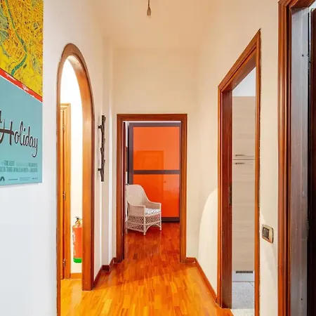 Vespa S House 10 Minuti Musei Vaticani *
